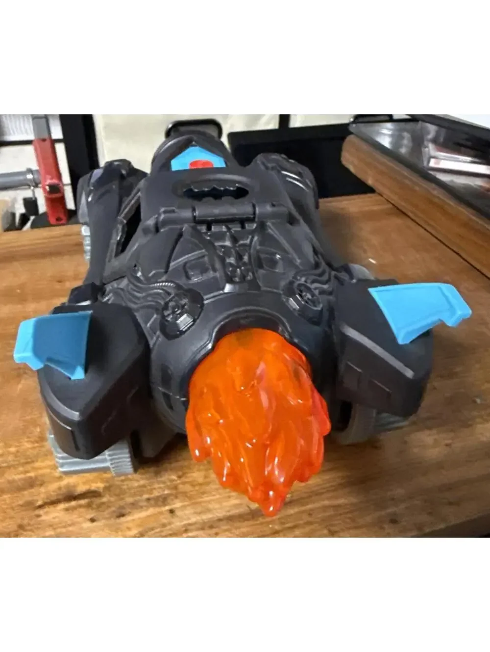 *Batmobile Rare Model England / United Kingdom - Lighted, Sound - Solid Toy Car